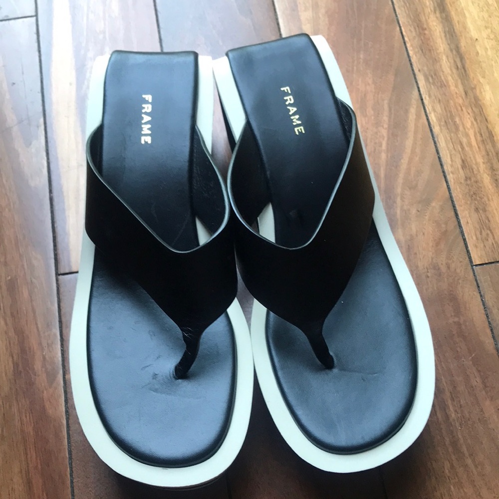 FRAME Le Ocean Wedge Flip Flop